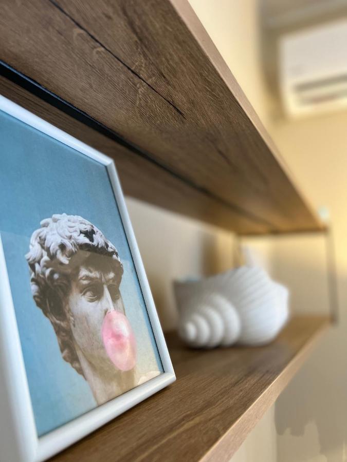 Numa Apartament Vlorë Esterno foto