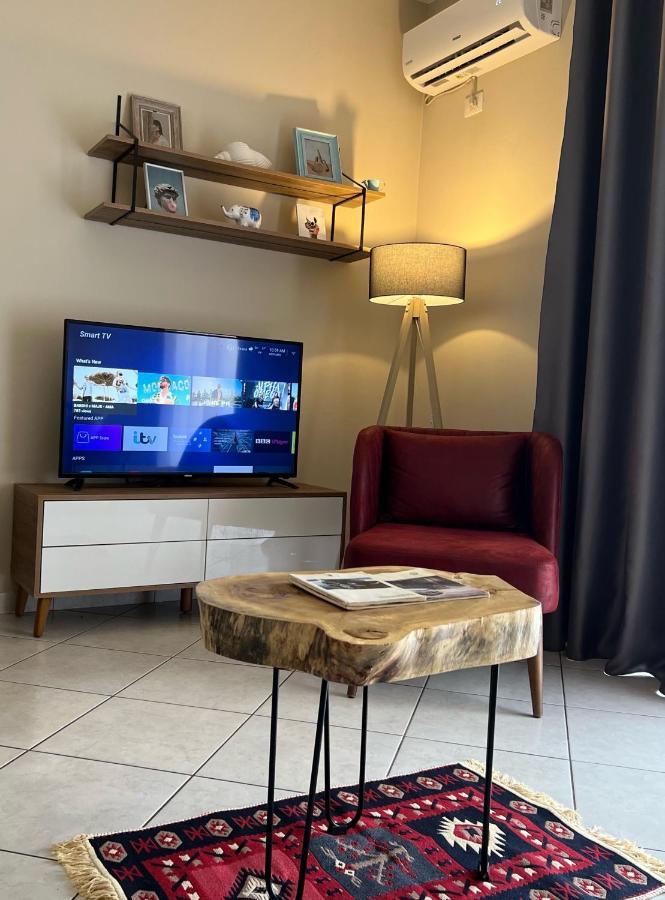Numa Apartament Vlorë Esterno foto